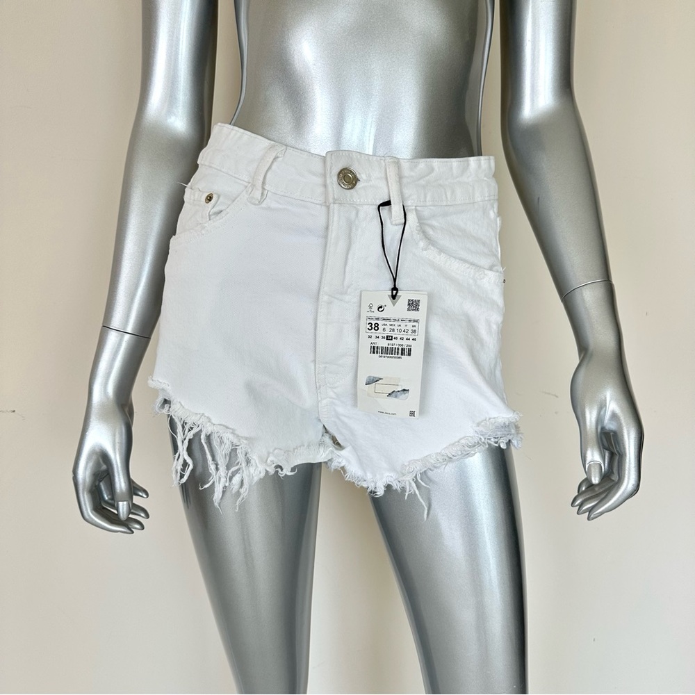 NWT!!! Zara women shorts size 6 US or 38 EU